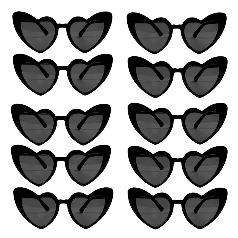 10 Heart Shaped Glasses Wedding Favour Pack