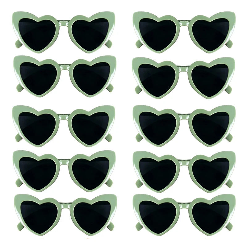 10 Heart Shaped Glasses Wedding Favour Pack